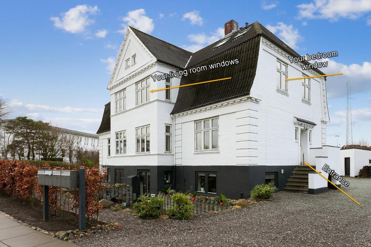 Aday - Apartment Suite Aalborg Center Exterior photo